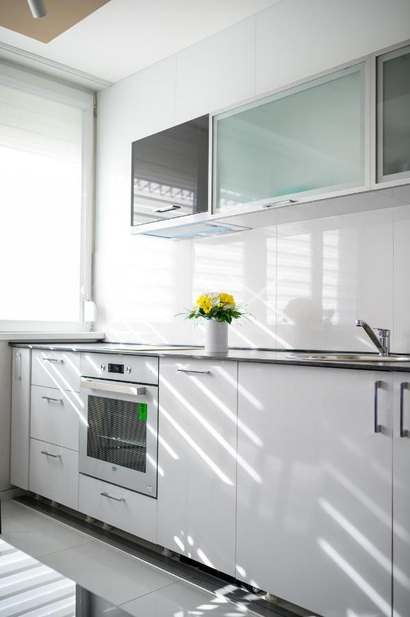 Apartman Nataly Ni Eksteriør bilde