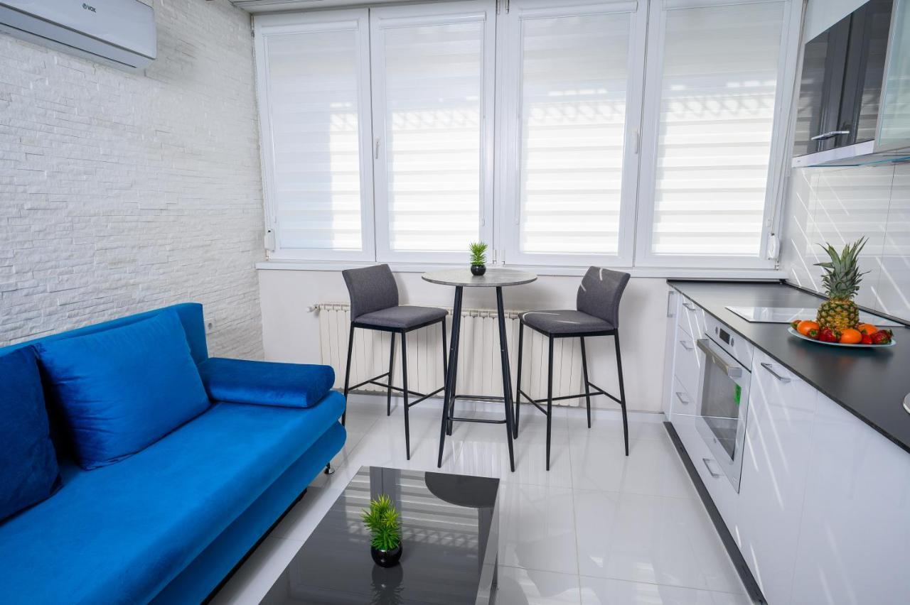 Apartman Nataly Ni Eksteriør bilde