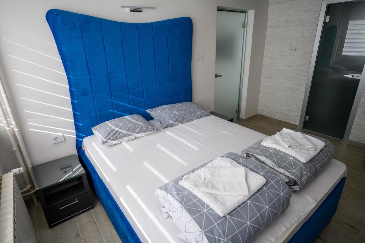 Apartman Nataly Ni Eksteriør bilde